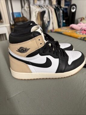 Air Jordan 1 High OG Mocha Women's Sneakers
